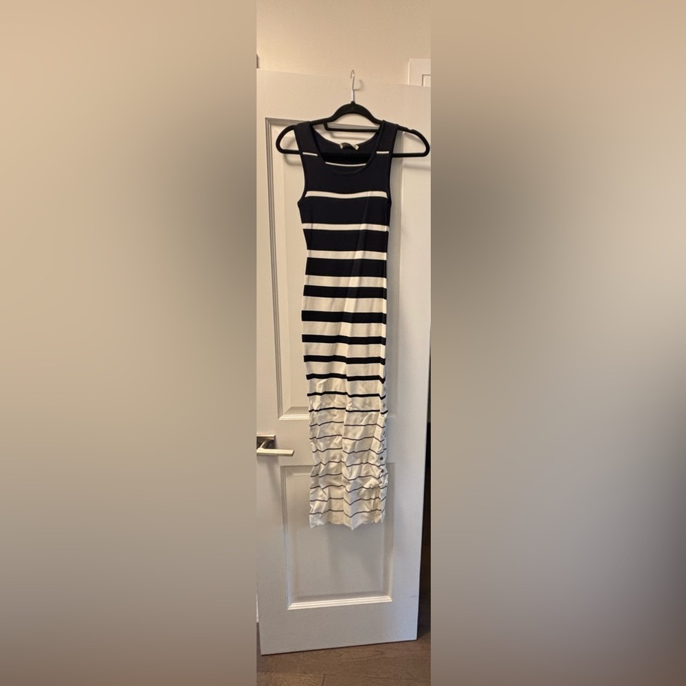 This has only been worn a couple times!